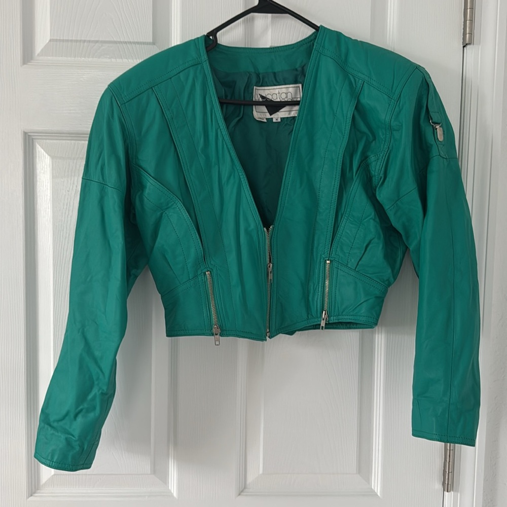 Yucatán Bay 90s vintage, genuine, leather cropped bomber style jacket